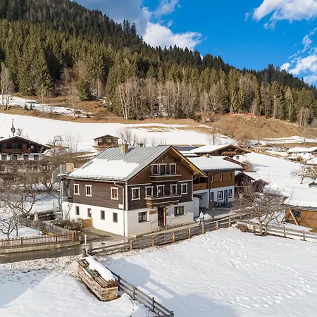 Semesterbostad Kitzbueheler Alpen Xl Bramberg am Wildkogel